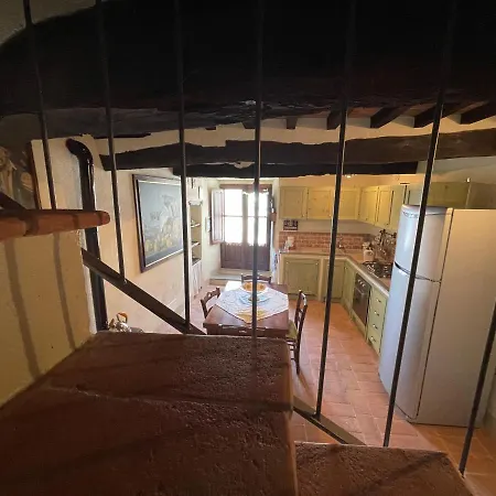 Borgo Chiantina Country house *